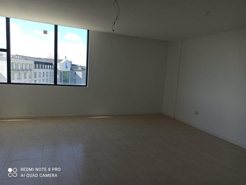 Imagen 4 de 30 de 60 Metros Apto Profesional Con Dos Puertas