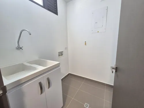 Apartamento En Venta En Altos Del Poblado. Cod V12449