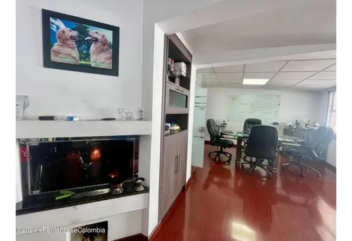 Comercial En Nicolas De Federman Rah Co: 25-834