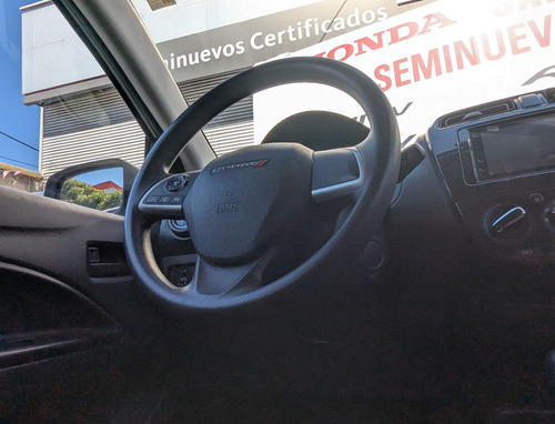 Dodge Attitude 1.2 Se At