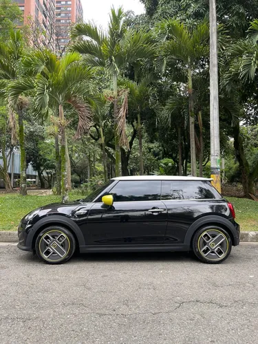 Mini Cooper Se 0.0 Iconic At