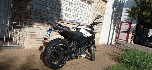 Rouser Ns200