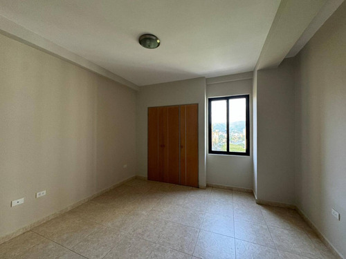 Venta De Apartamento En Resd. Bahía De Plata La Trigaleña Alta - Wc