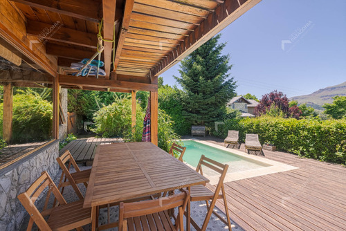 Casa En Venta En Barrio Alihuen Bajo, San Martín De Los Andes, Neuquén, Patagonia Argentina