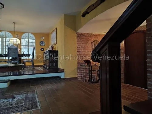 Casa En Venta La Tahona