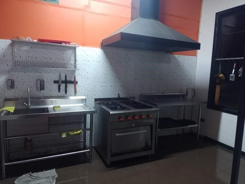 Cabaña En Arriendo De 2 Dorm, Piscina En Chillán