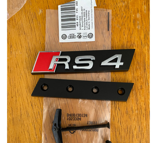 Emblema Audi Compatible Rs4 Parrilla !! No Grapas Plata