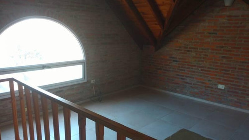 Imagen 8 de 15 de Venta Casa Estilo Clasica 3 Dormitorios Santa Maria De Tigre