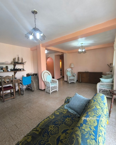 Keyhouse.ap Vende Casa En Urb. Cooperativa Guaicaipuro