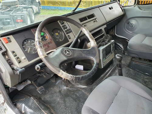 Mercedes Benz 1630