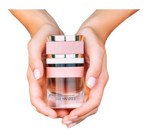 Trussardi Eau De Parfum Femenino 30ml Premium