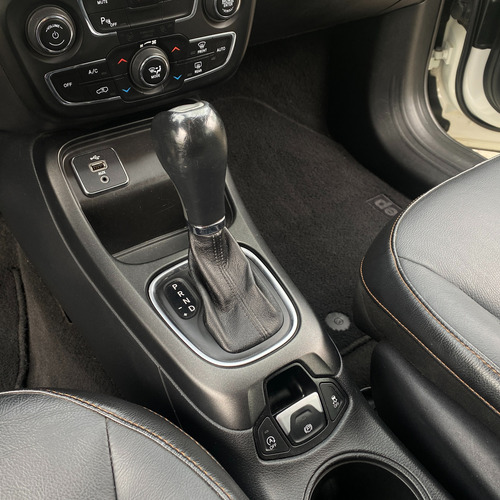 Jeep Compass 2.0 Longitude Flex Aut. 5p