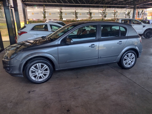 Imagem 8 de 11 de Chevrolet Vectra 2.0 Mpfi Gt Hatch 8v Flex 4p Manual