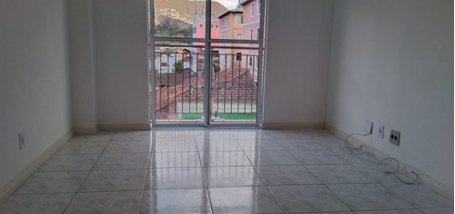 Imagem 1 de 15 de Apartamento Em Corrêas  -  Petrópolis - 9598