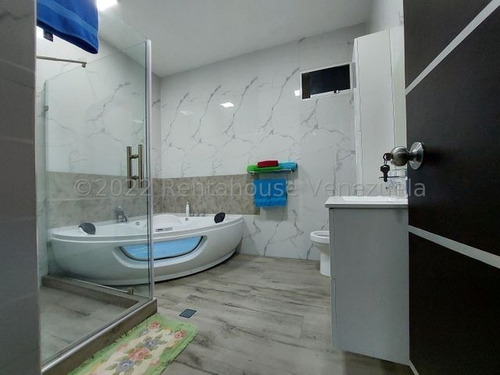 Imagen 17 de 30 de Hermosa Casa En Venta Urb. El Bosque Maracay 23-19711 Ejc 04243439046