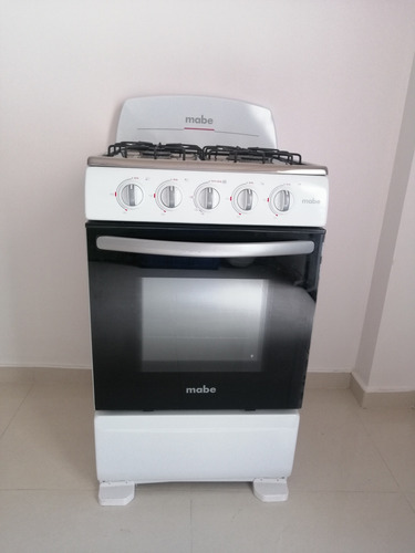 Cocina A Gas Mabe Em5100eb0 4 Quemadores Y Horno. Usada