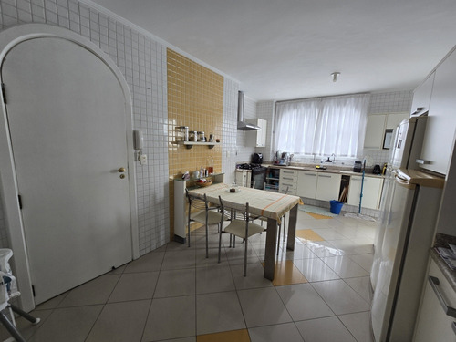 Aparapartamento Com 5 Quartos No Boqueirão Em Santos