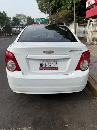Chevrolet Sonic A 5vel Aa Mt
