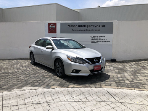 Imagen 18 de 25 de Nissan Altima 4 Pts Advance, L4, Cvt, Climatronic, Piel, B