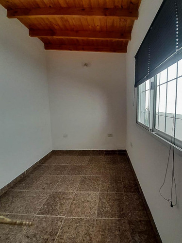 Imagen 8 de 14 de Alquler P.h. 3 Amb. Con Patio