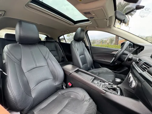 Mazda 3 Hatchback Grand Touring