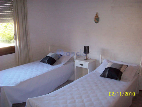 Imagen 6 de 8 de Venta Casa En Manantiales, 3 Dormitorios