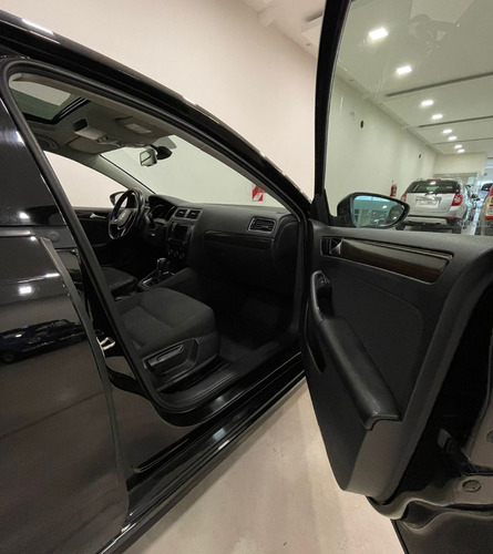 Imagen 12 de 14 de Vw Vento 2.5 Advance Plus Tip 2017