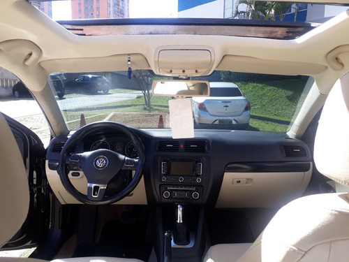 Volkswagen Jetta 2012 2.0 Comfortline Flex 4p Automática