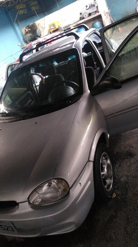 Imagem 3 de 4 de Chevrolet Corsa 2002 1.0 Wind Milenium 5p
