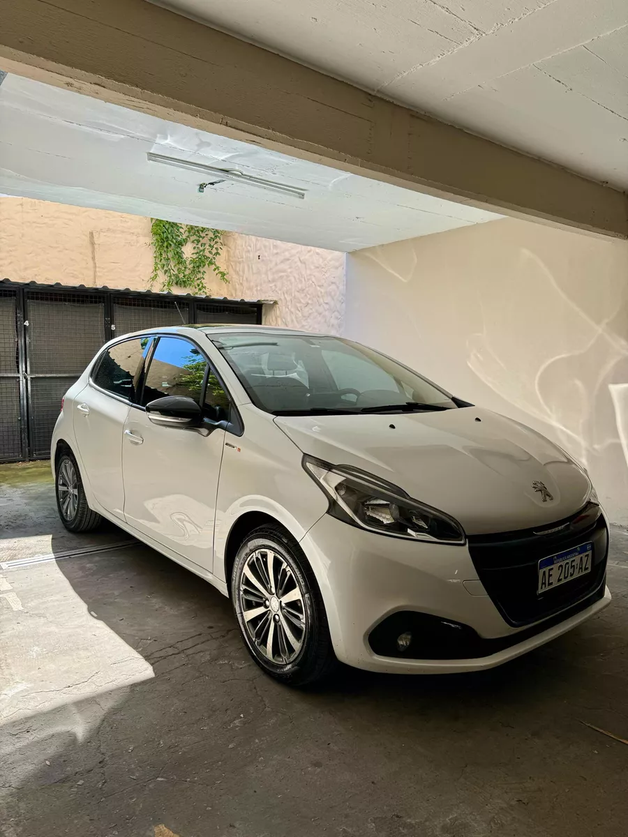 Peugeot 208 1.6 In Concert