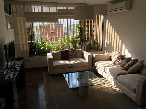 Imagen 3 de 8 de Apartamento Remodelado En La Alameda Con Excelente Ubicación