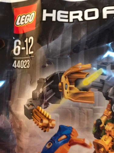 Lego Hero Factory Rocka Crawler. 44023