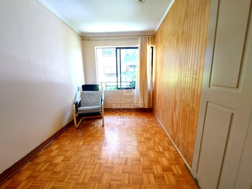 Un Dormitorio, Cocina Independiente Y Estacionamiento