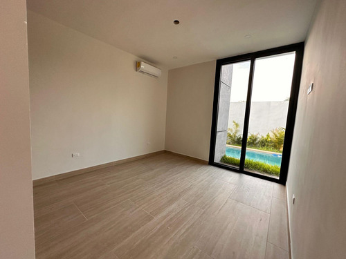 Casa En Venta Merida, Conkal, Privada Olivia, Una Planta, Entrega Inmediata.