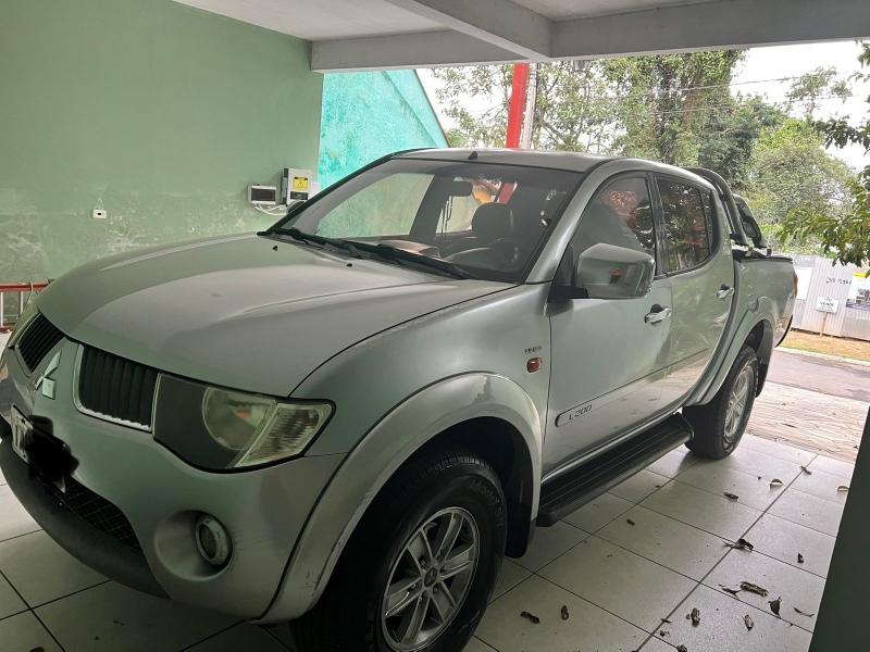 Mitsubishi L200 3.2 Triton Hpe Cab. Dupla 4x4 Aut. 4p