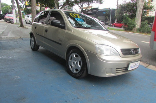 Gm Corsa 1.0 Maxx/ Direção Hid/ Vidros E Travas Elet/ 2007