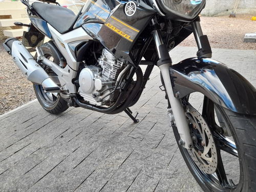 Imagem 2 de 8 de Yamaha 250ys