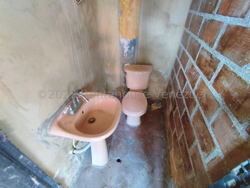 Ecl Rent A House Vende Galpón En El Limón 25-13676