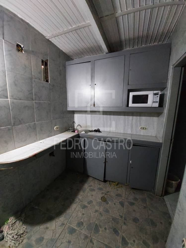 Imagen 10 de 16 de Pedro Castro Inmobiliaria Vende Galpón Avenida Paseo Caroni, Puerto Ordaz #@pedro_castroj #comercioindustrial #galponesenventa #inversion #somostuasesor