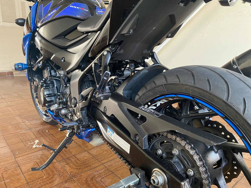Imagem 9 de 10 de Suzuki Gsx-s 750a