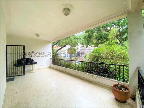 Casa En Venta En La Florida Caracas 2 Niveles Terraza Vista Al Avila