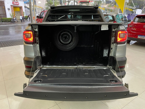 Fiat Strada 1.3 Freedom Cab. Dupla Flex 4p