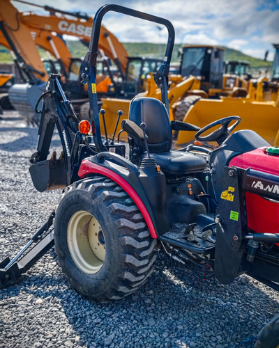Mini Retroexcavadora Yanmar Sa24 2019