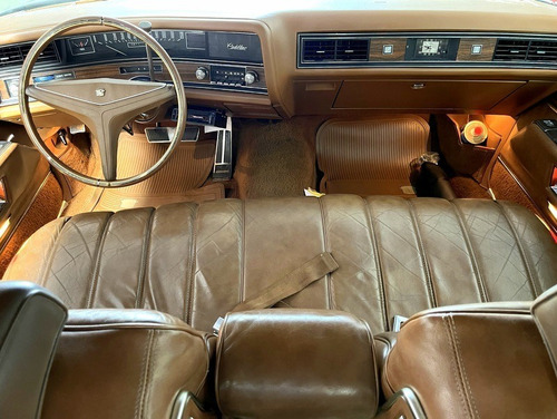Imagem 3 de 19 de Cadillac Deville Sedan V8 472 - 1973