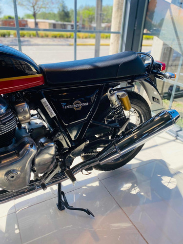 Royal Enfield Interceptor 650 Sunset Strip