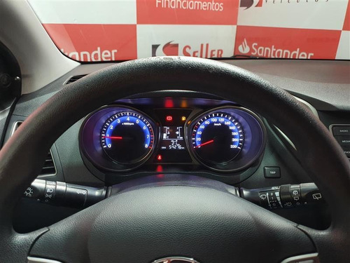 Imagem 10 de 15 de Hyundai Hb20 1.0 Comfort 12v Flex 4p Manual 2017/2018