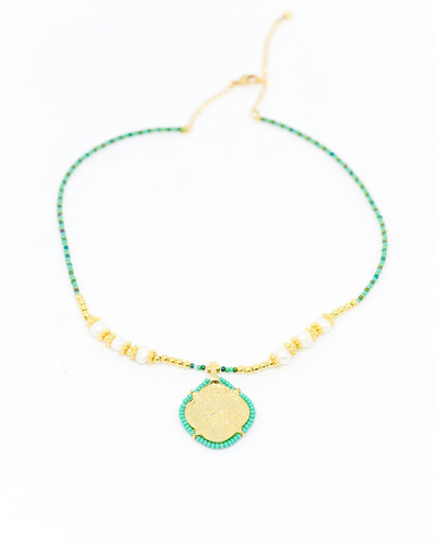 Imagen 1 de 1 de Collar Chaquira Medalla Sagrado Corazón