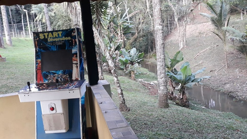 Maravilhosa Casa De Campo Com Piscina Aquecida (climatizada A 28 Graus), Lago, Riacho, Campo De Futebol, Sinuca, Fliperama.