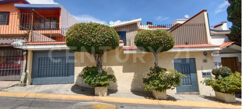 Casa En Venta En Mayorazgos Del Bosque, Atizapán, Estado De México