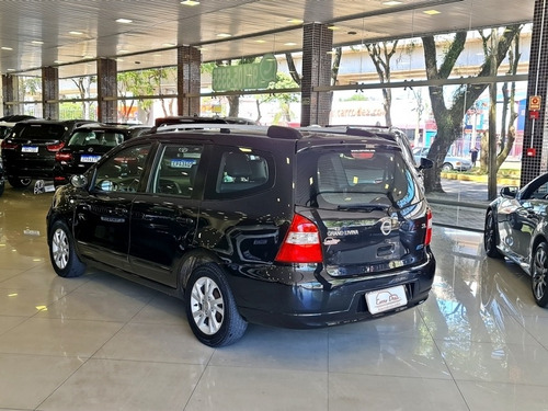 Imagem 2 de 4 de Nissan Grand Livina 1.8 Sl